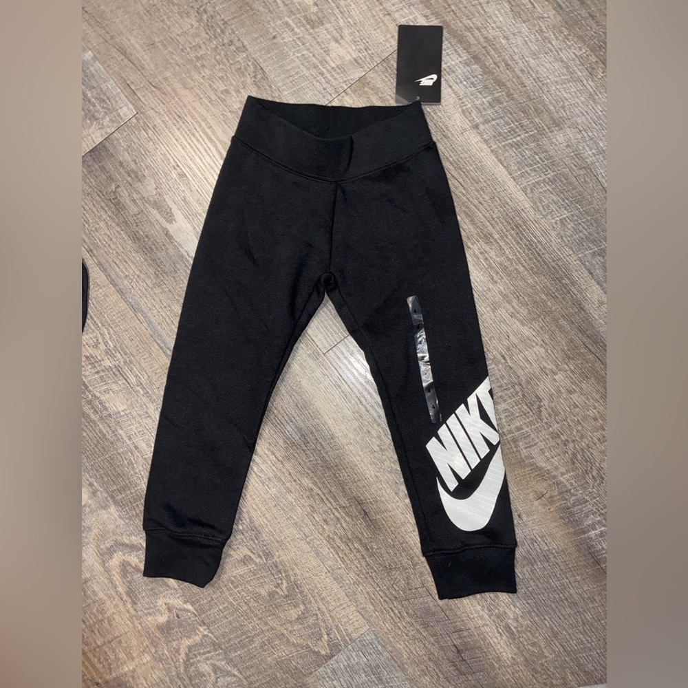 Nike Sportswear Kids Black Fleece Jogger Pants - size 4